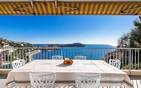 Villefranche Sur Mer:Appartement-Villa, Vue Mer, Jardin, Parking.